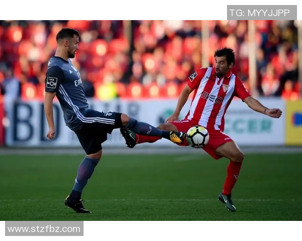 菲伦斯与本菲卡对决前瞻分析球队状态及战术布局探讨